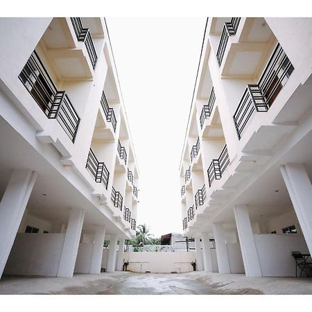 Oyo 789 Abn Residences Баколод Екстериор снимка