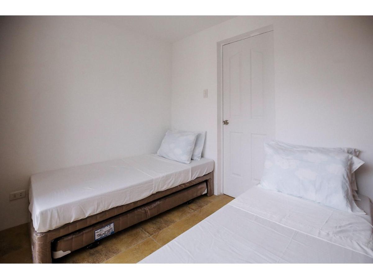 Oyo 789 Abn Residences Баколод Екстериор снимка