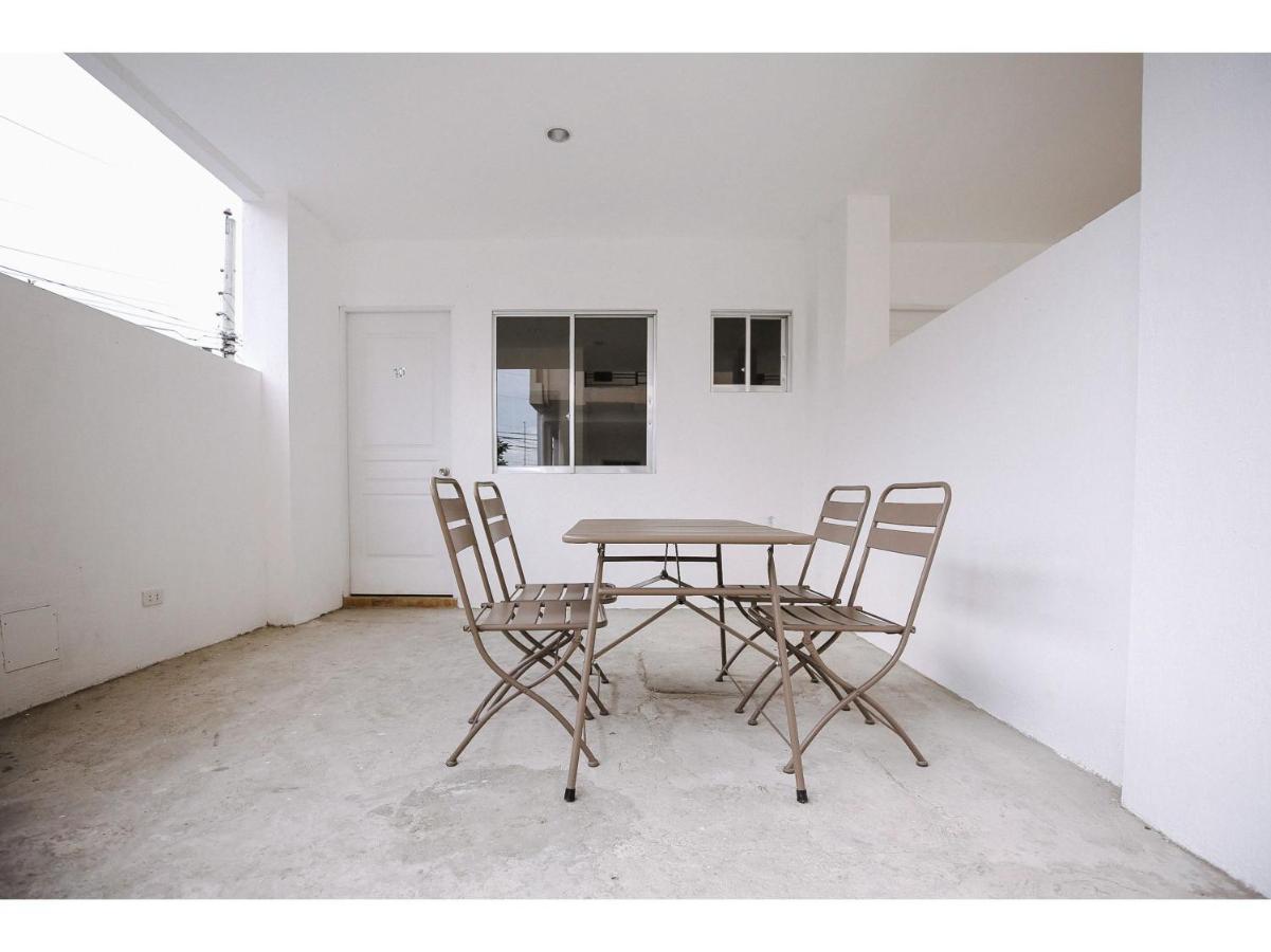 Oyo 789 Abn Residences Баколод Екстериор снимка
